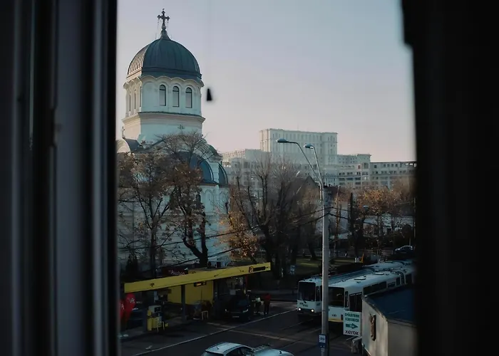 Parliament View Center - Pumo