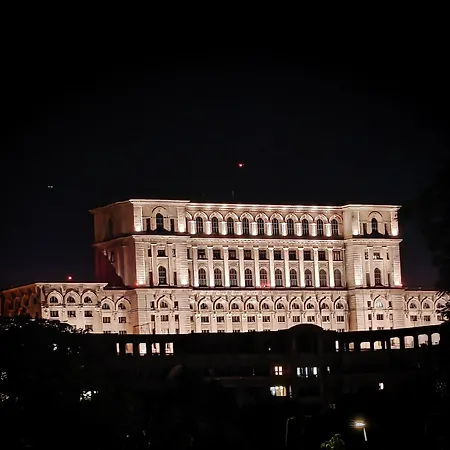 Parliament View Center - Pumo Bükreş